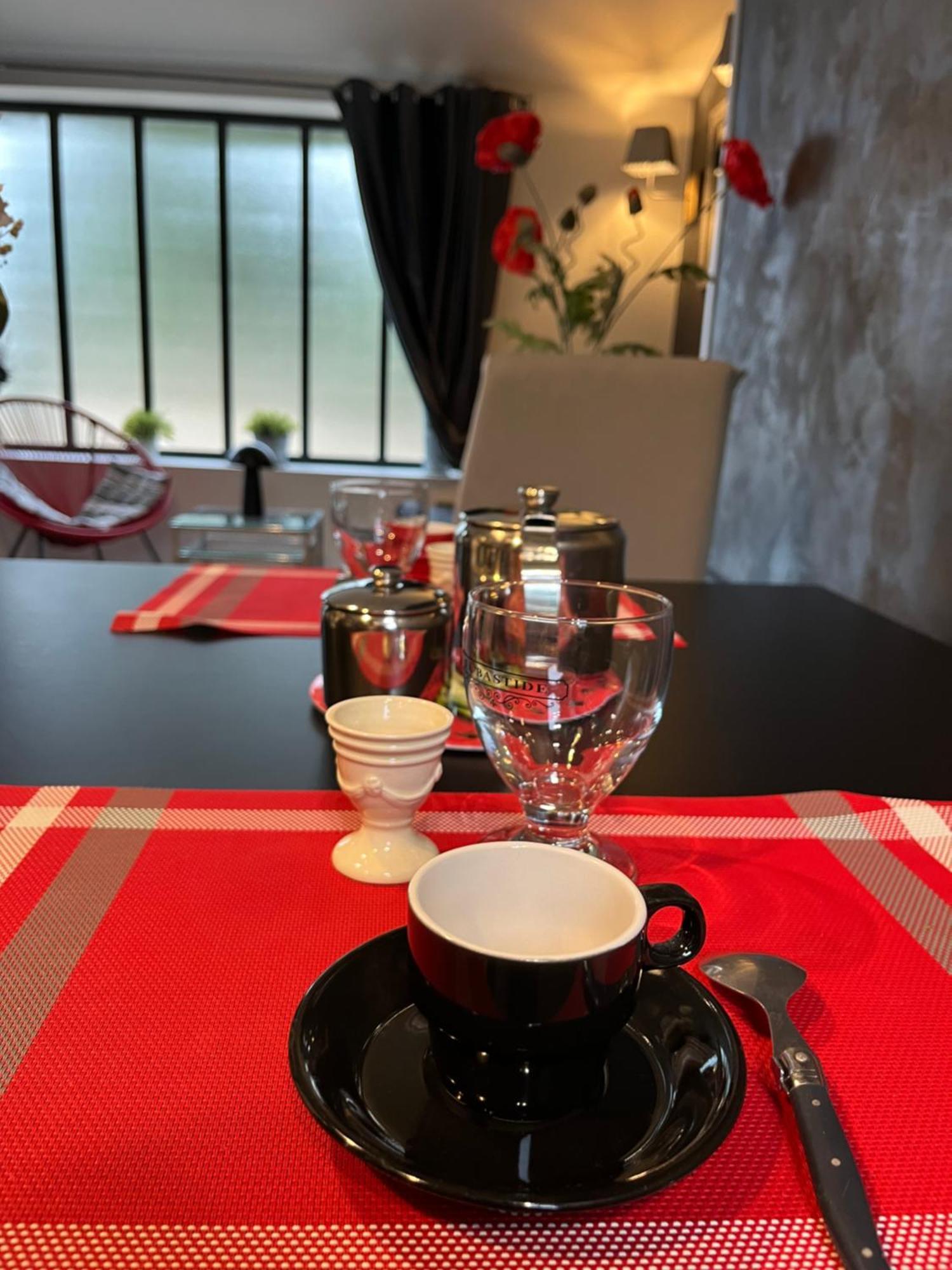 Appartamento L'AMANDERAIE à côté de LOURMARIN en LUBERON Cadenet Esterno foto