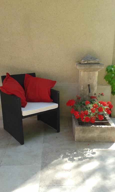 Appartamento L'AMANDERAIE à côté de LOURMARIN en LUBERON Cadenet Camera foto